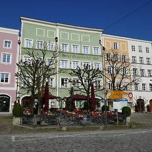 Bayerischer Hof Отель