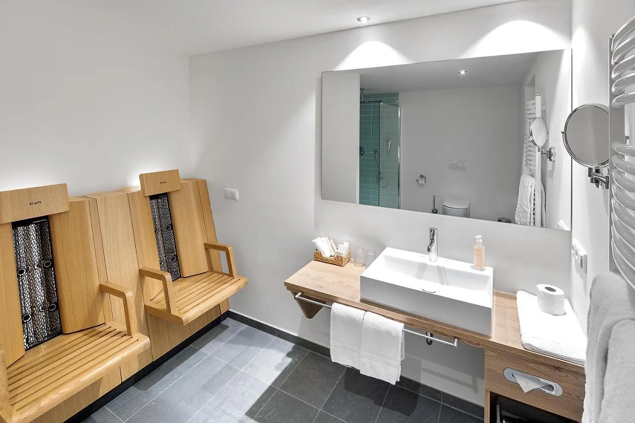 Hotel Kuehberg Oberstdorf 4*,
